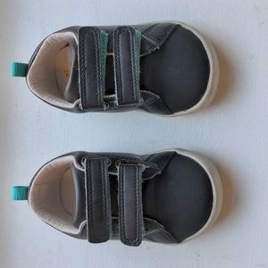Ten Little Black & Teal Sneakers